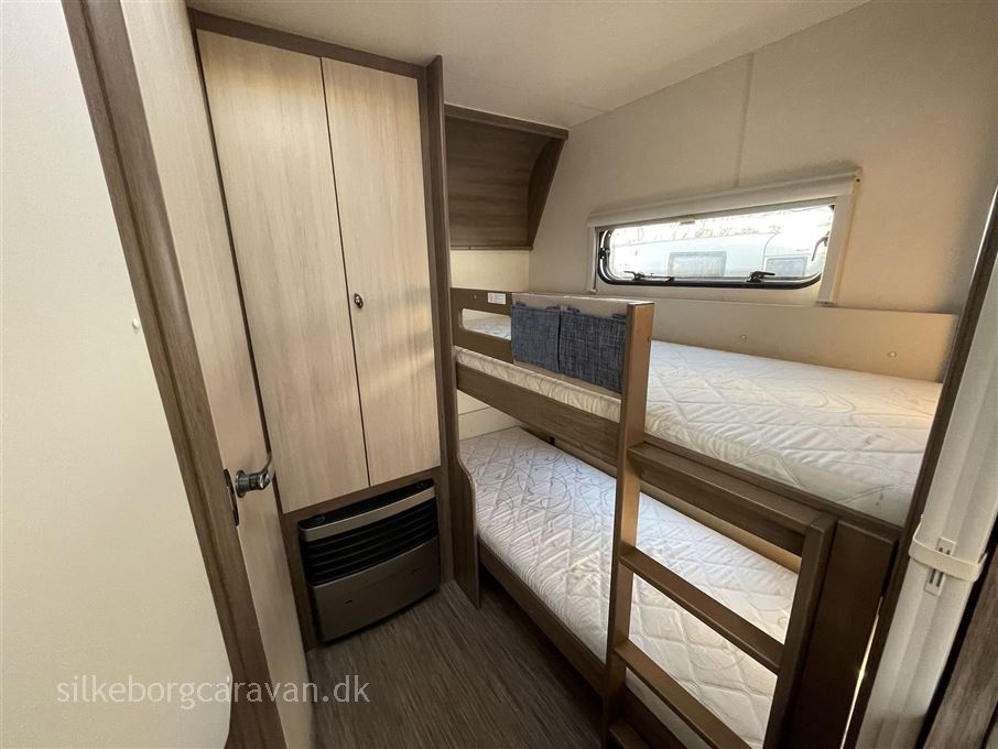 Hobby De Luxe Easy 545 KMF